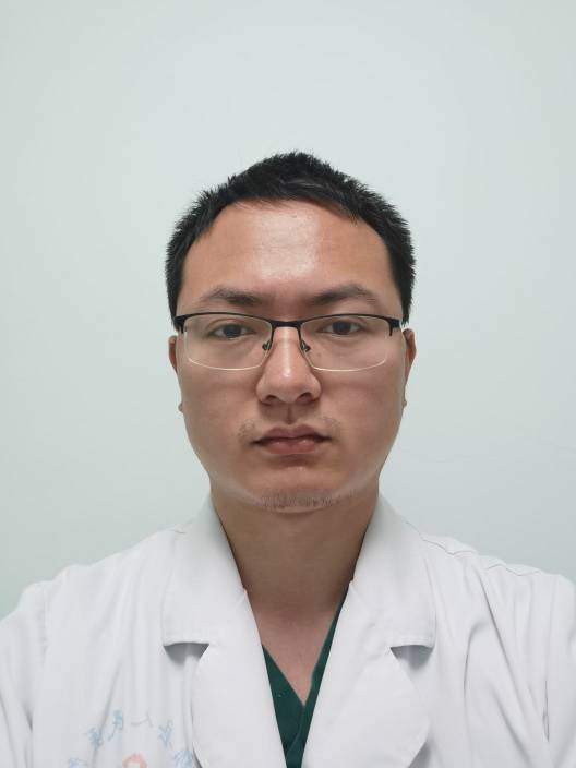 李腾飞头像