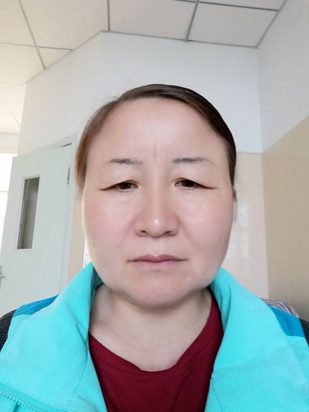 阿依拉西·托合塔哈孜头像