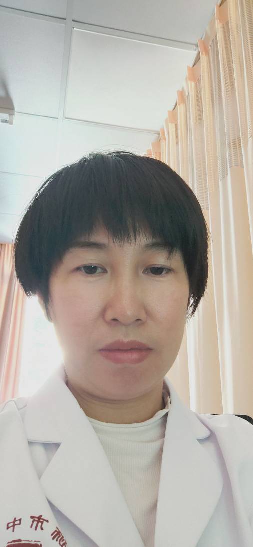 邱越琳头像