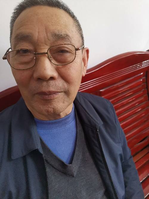 巫传科头像