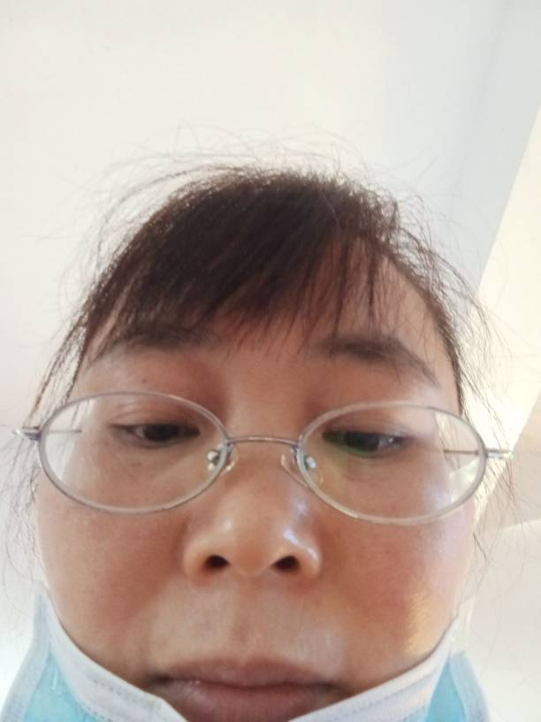 何才英头像