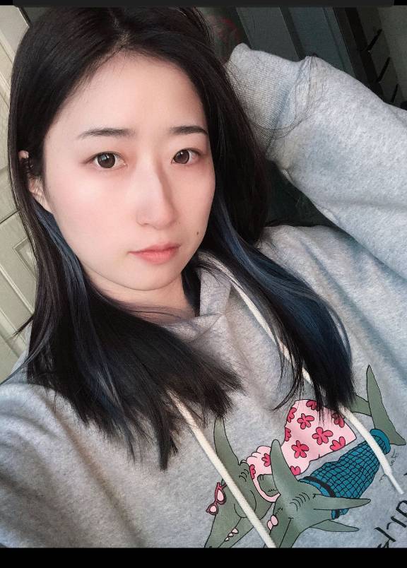 张雪莺头像