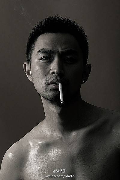罗东日头像