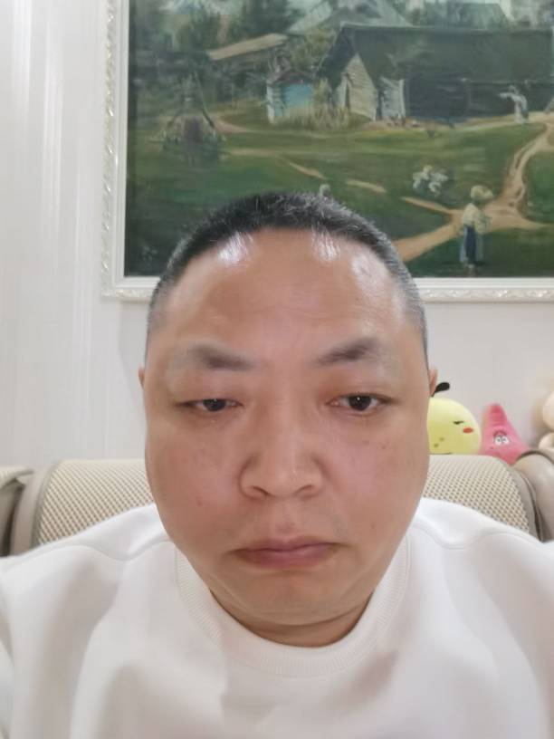 刘勇头像
