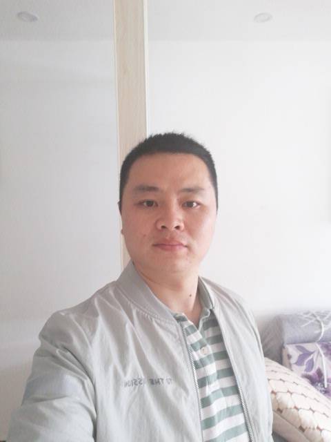 黄丰平头像