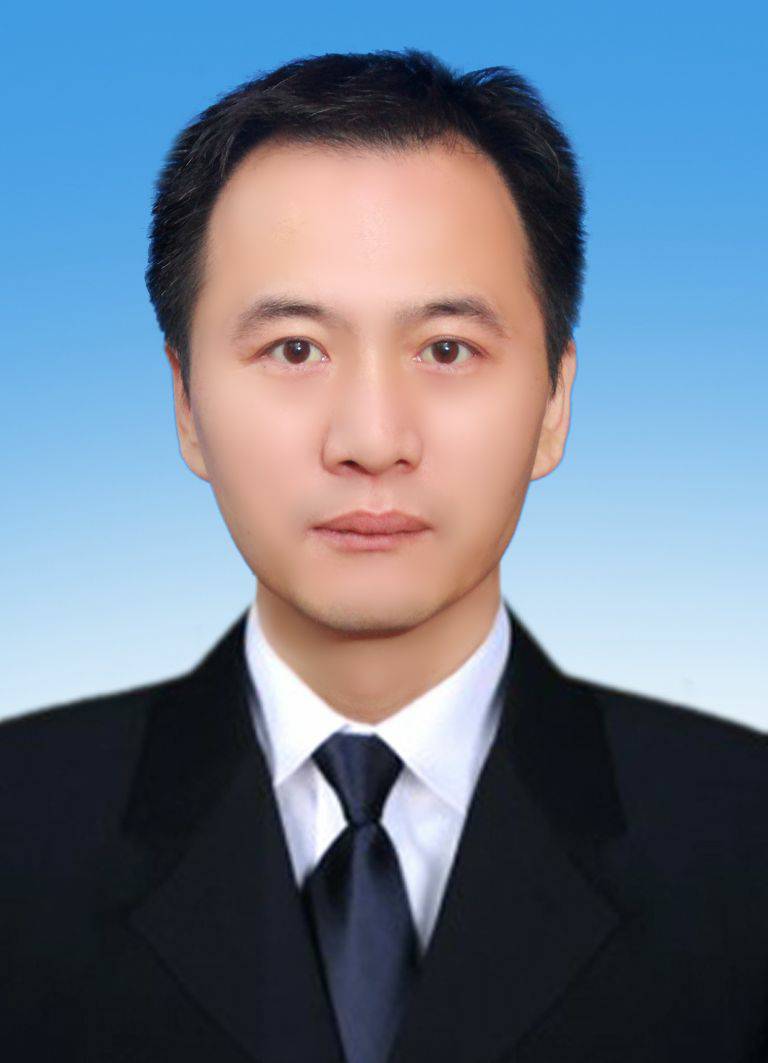 常树峰头像
