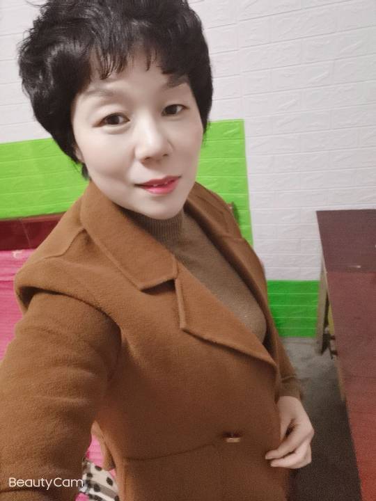 王书丽头像
