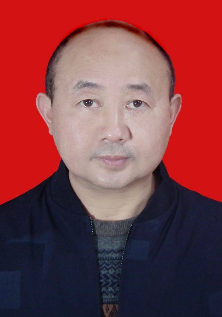 郑国安头像