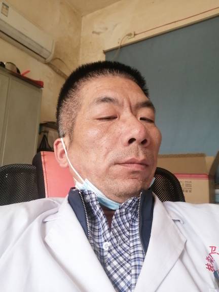 范纪伟头像