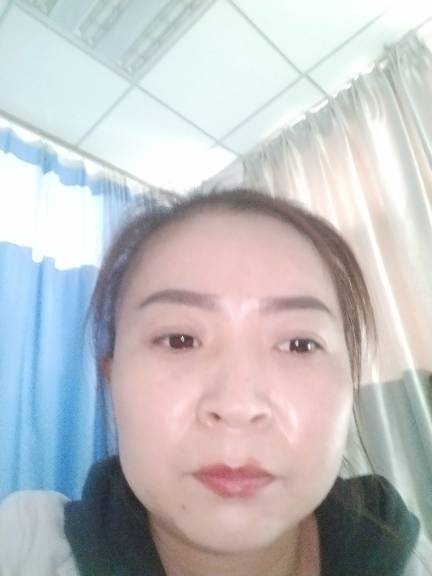 潘艳头像