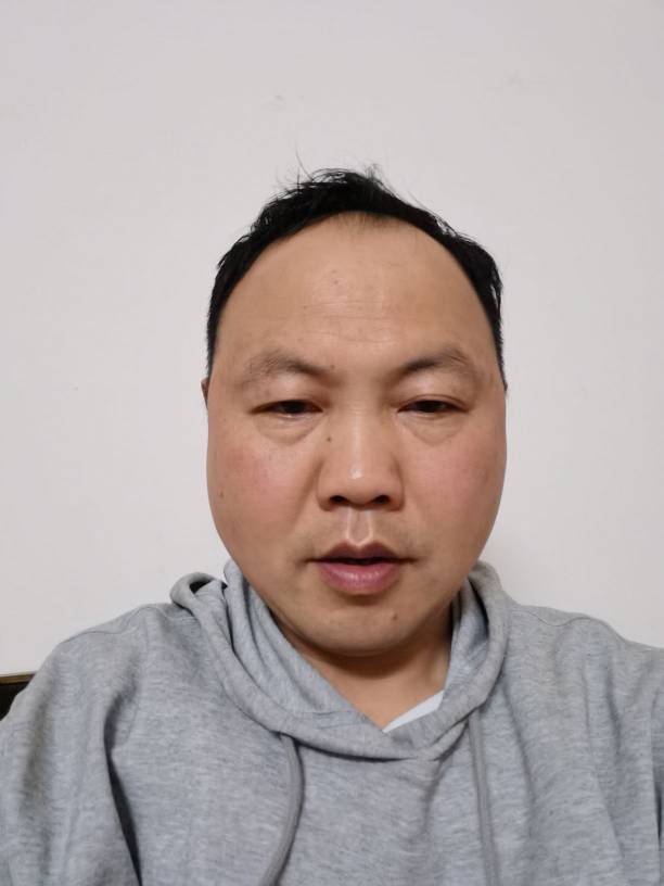 盛光文头像