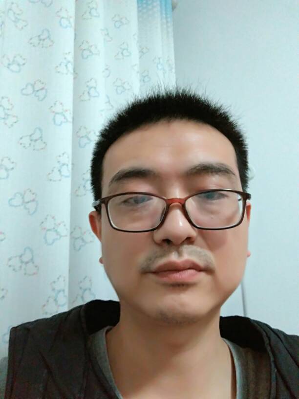 王俊头像