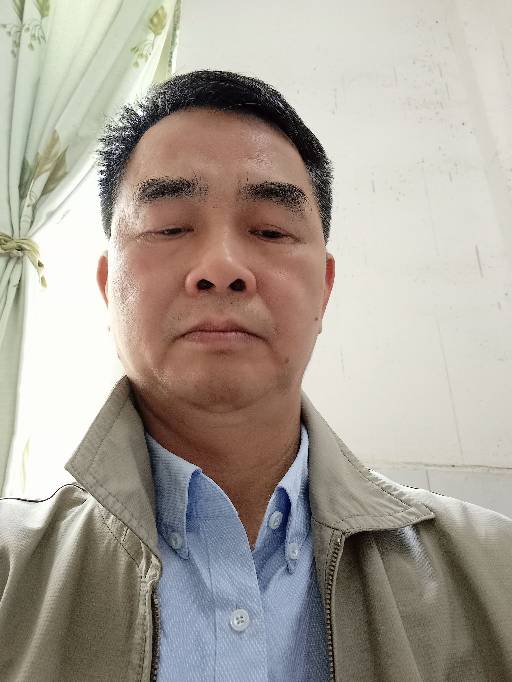 陆广钦头像