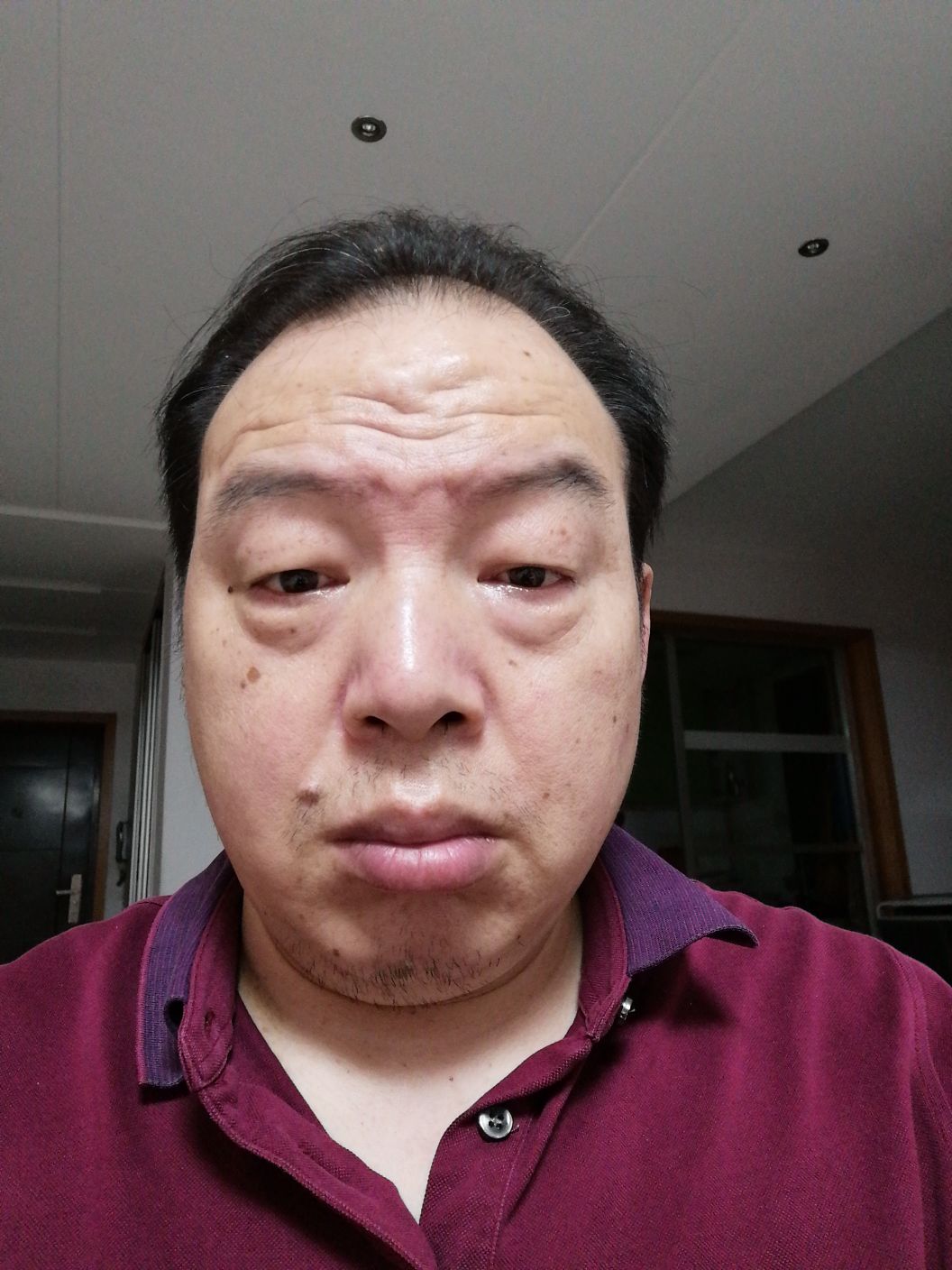 施万春头像