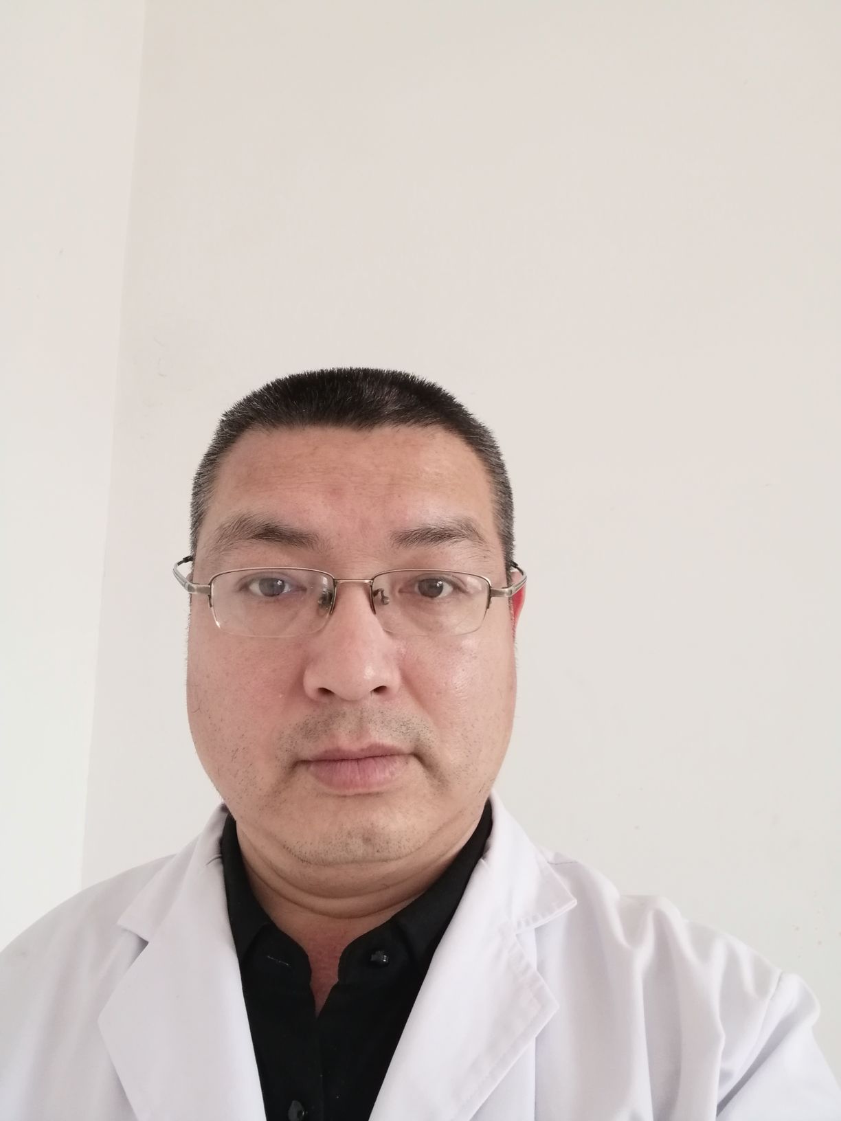 李爱华头像