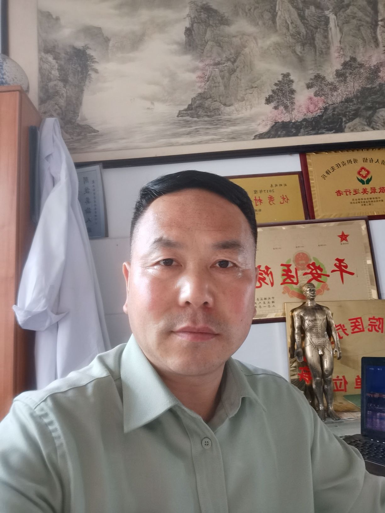 刘彬头像