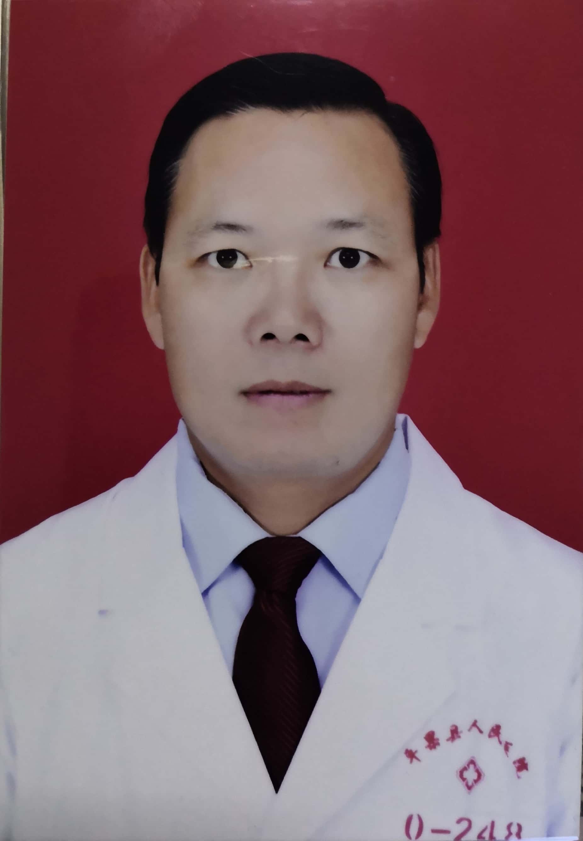 周鼎强头像
