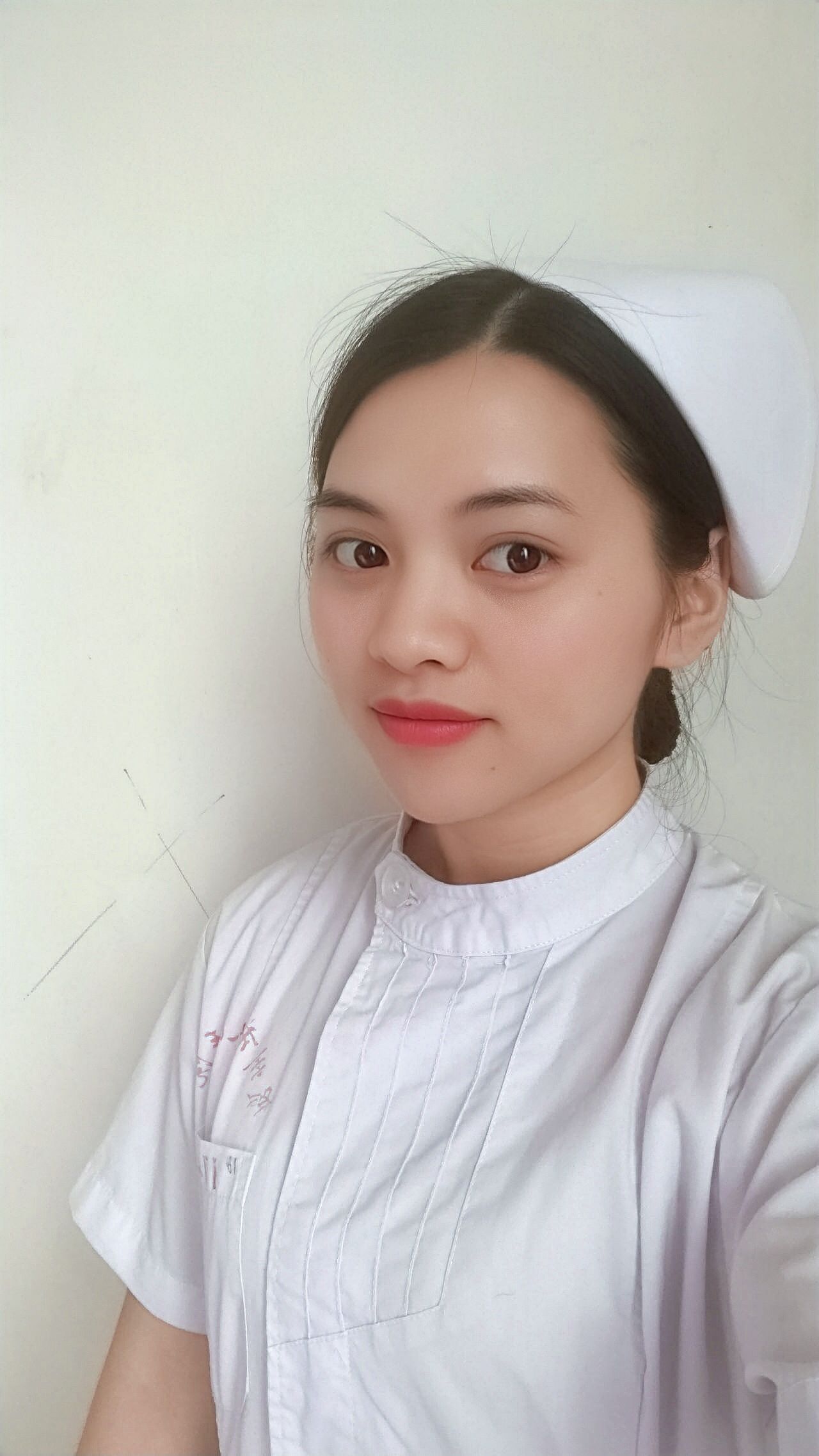 李炜梅头像