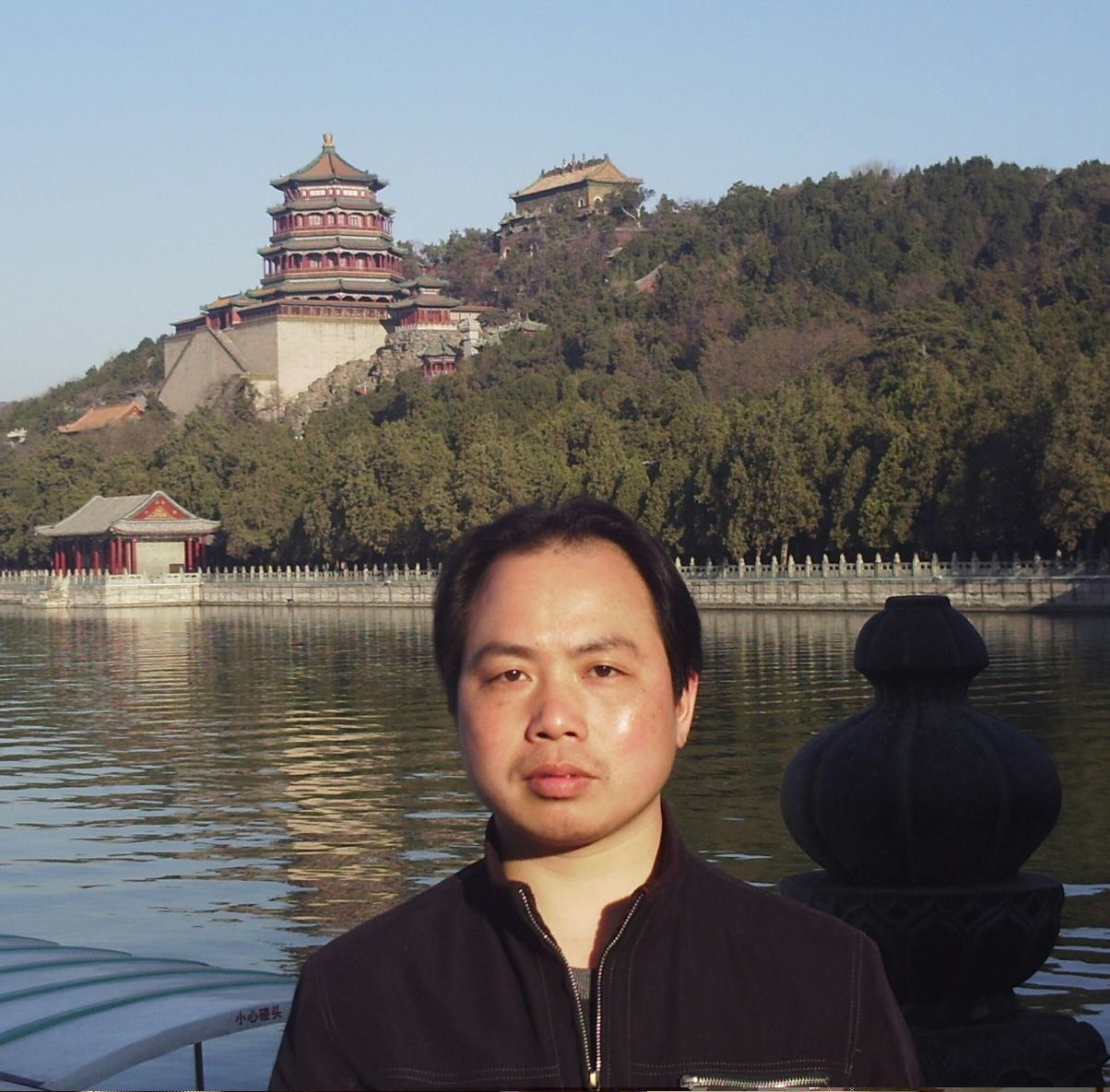 方顺来头像