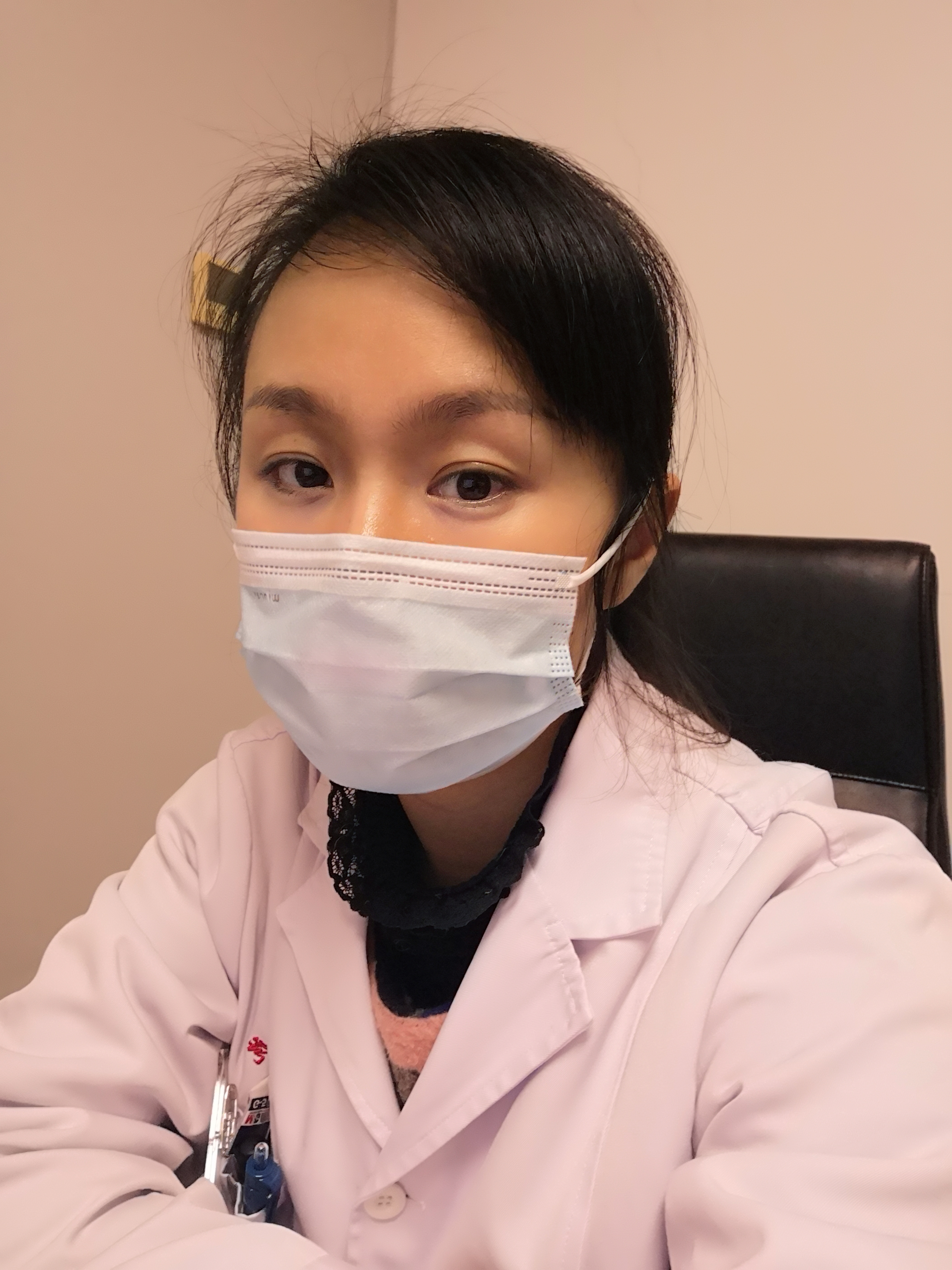 李灵琳头像