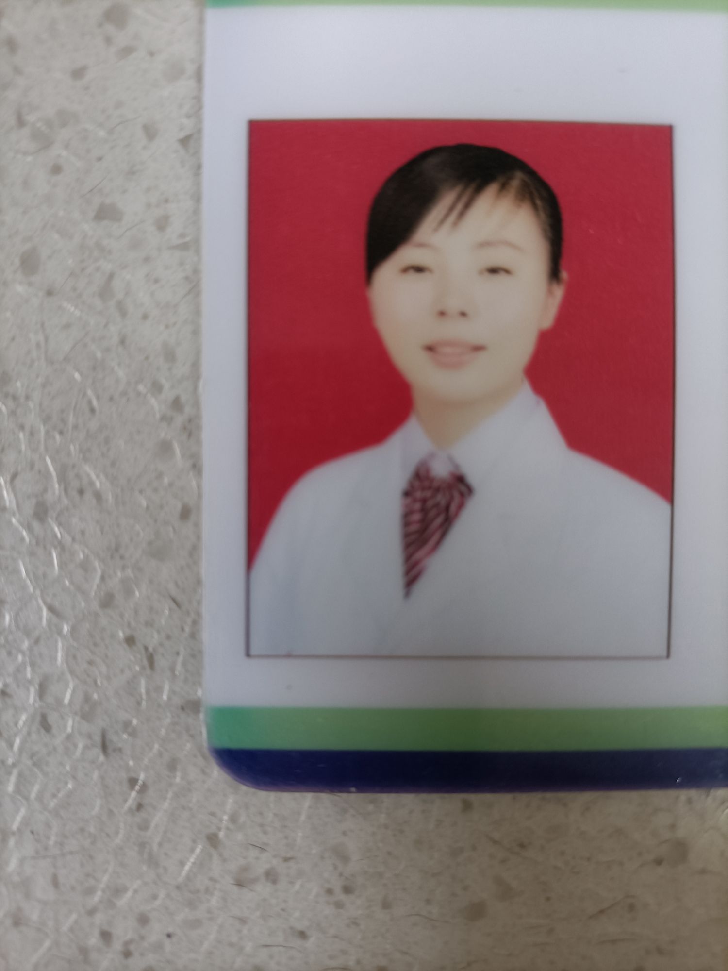 李微头像