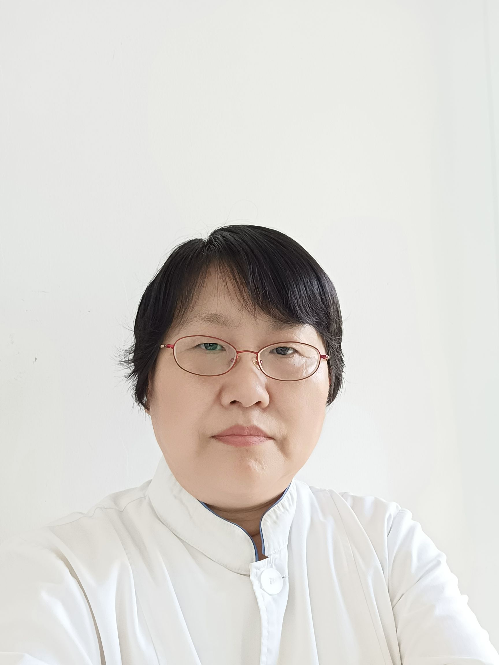 孙爱云头像