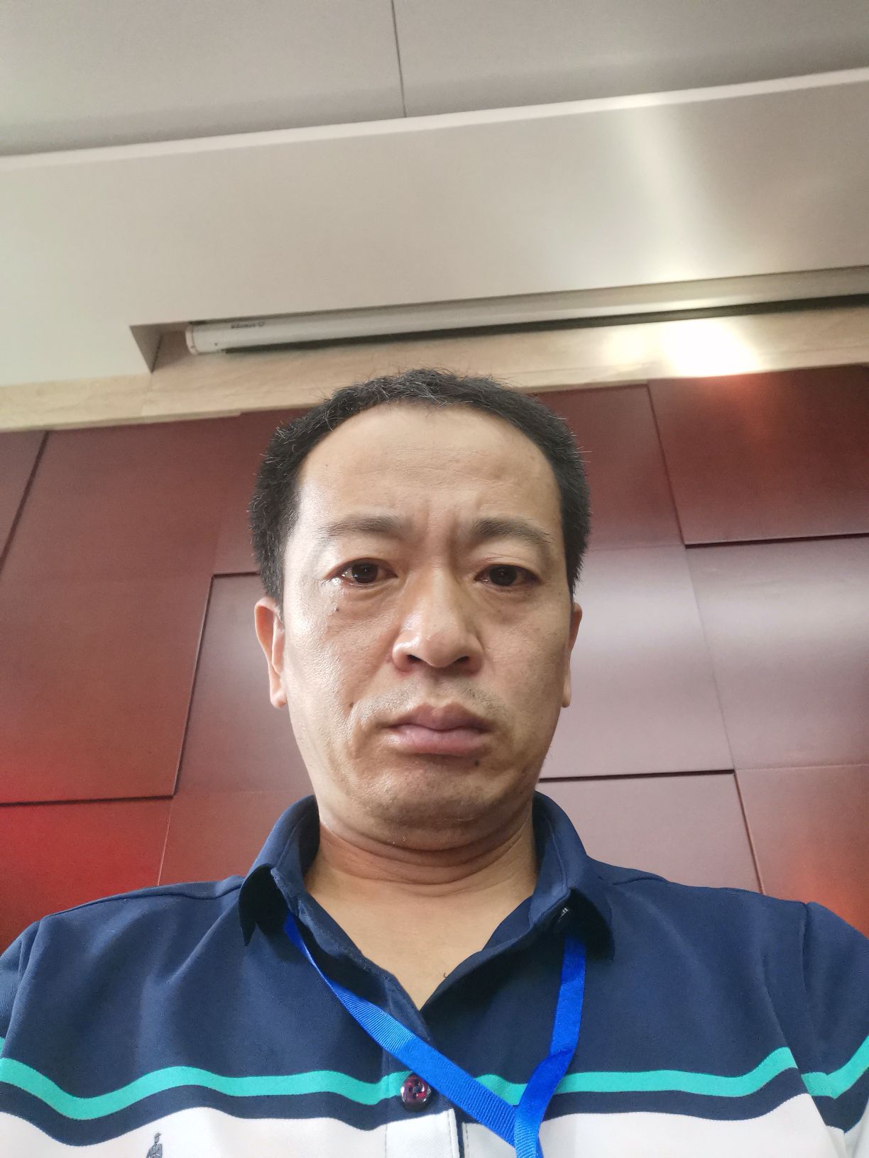 罗小东头像