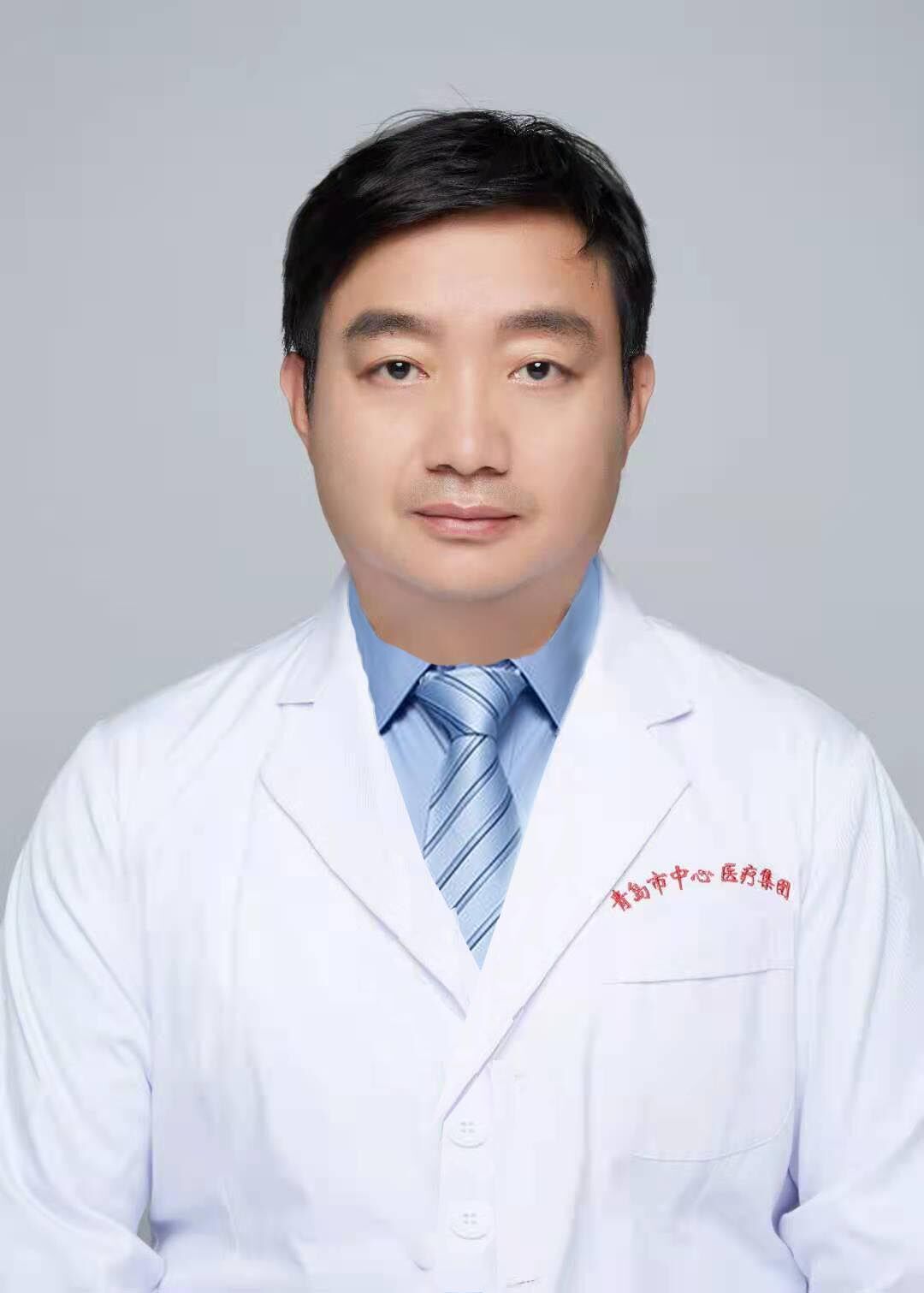 魏淮东头像