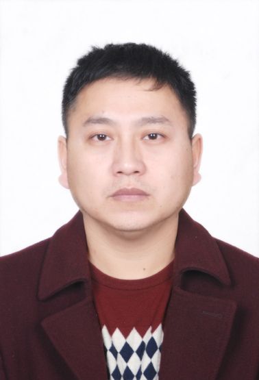 肖锐刚头像
