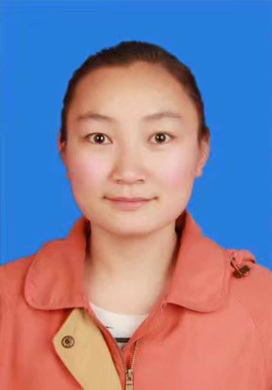 黄春兰头像