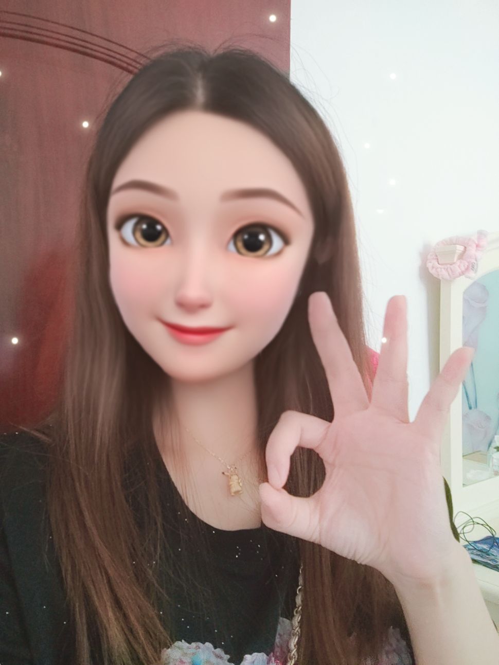 覃倩头像