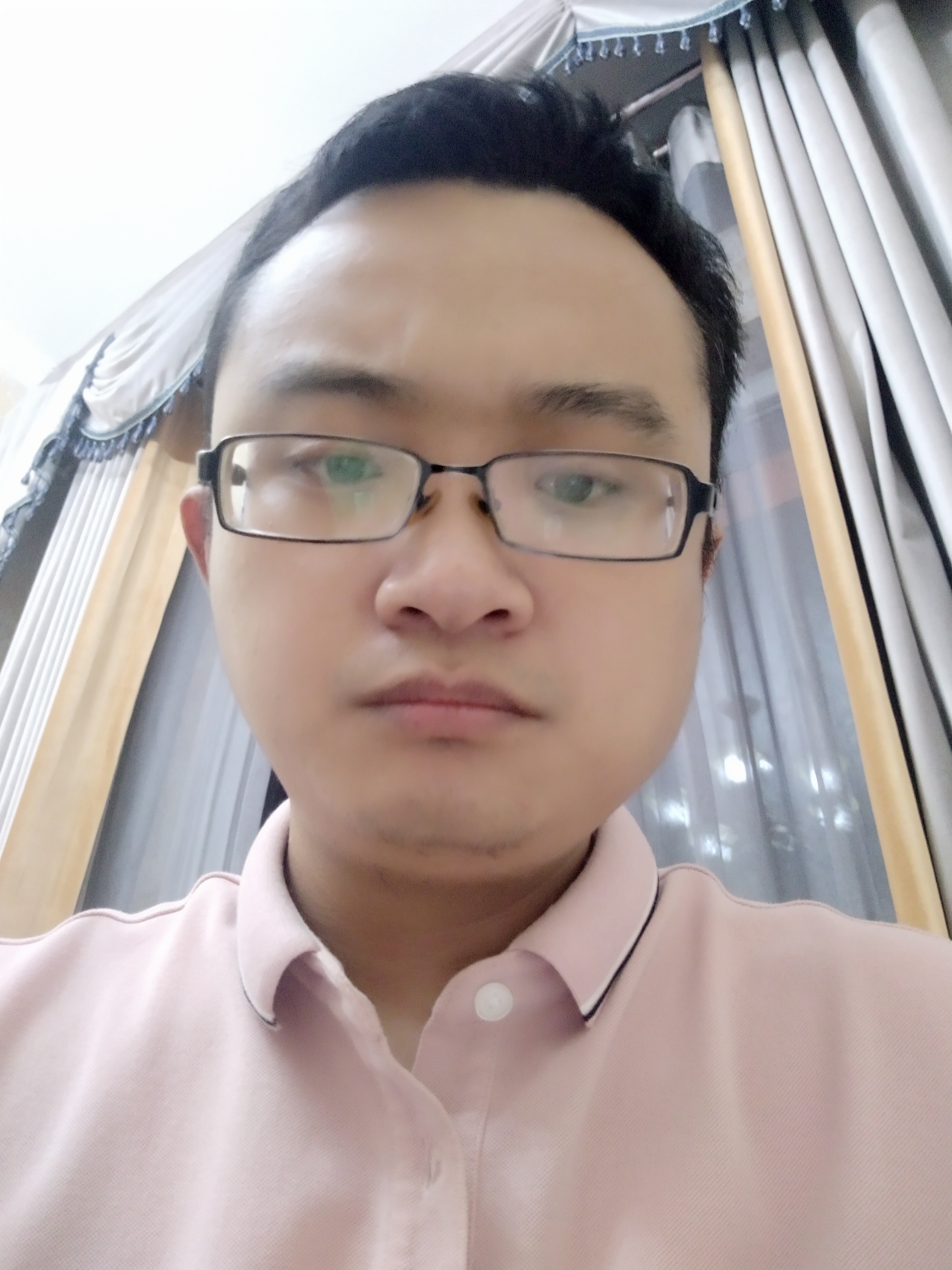 刘建华头像