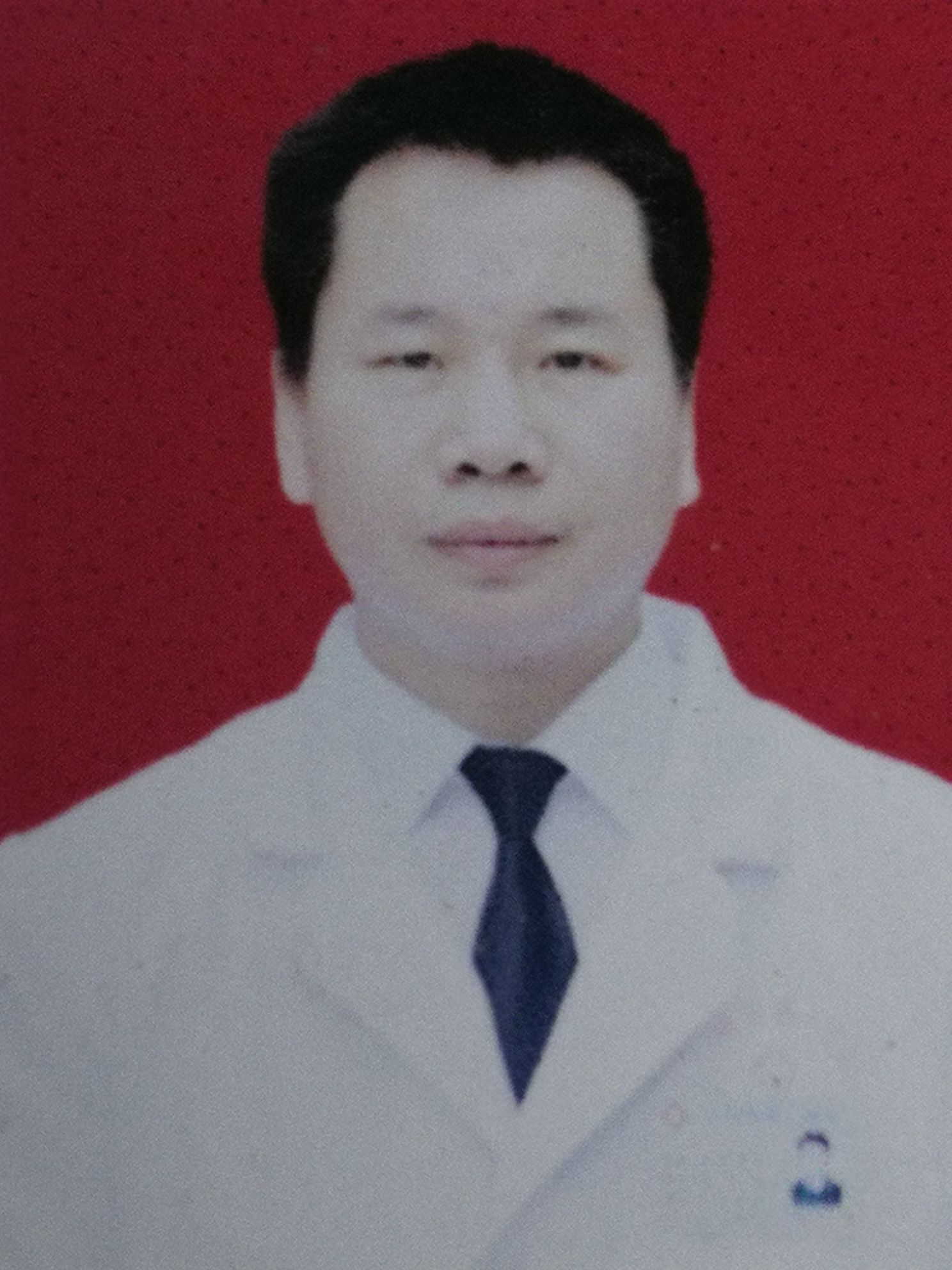 黄员福头像