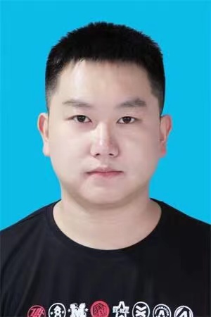 刘治头像