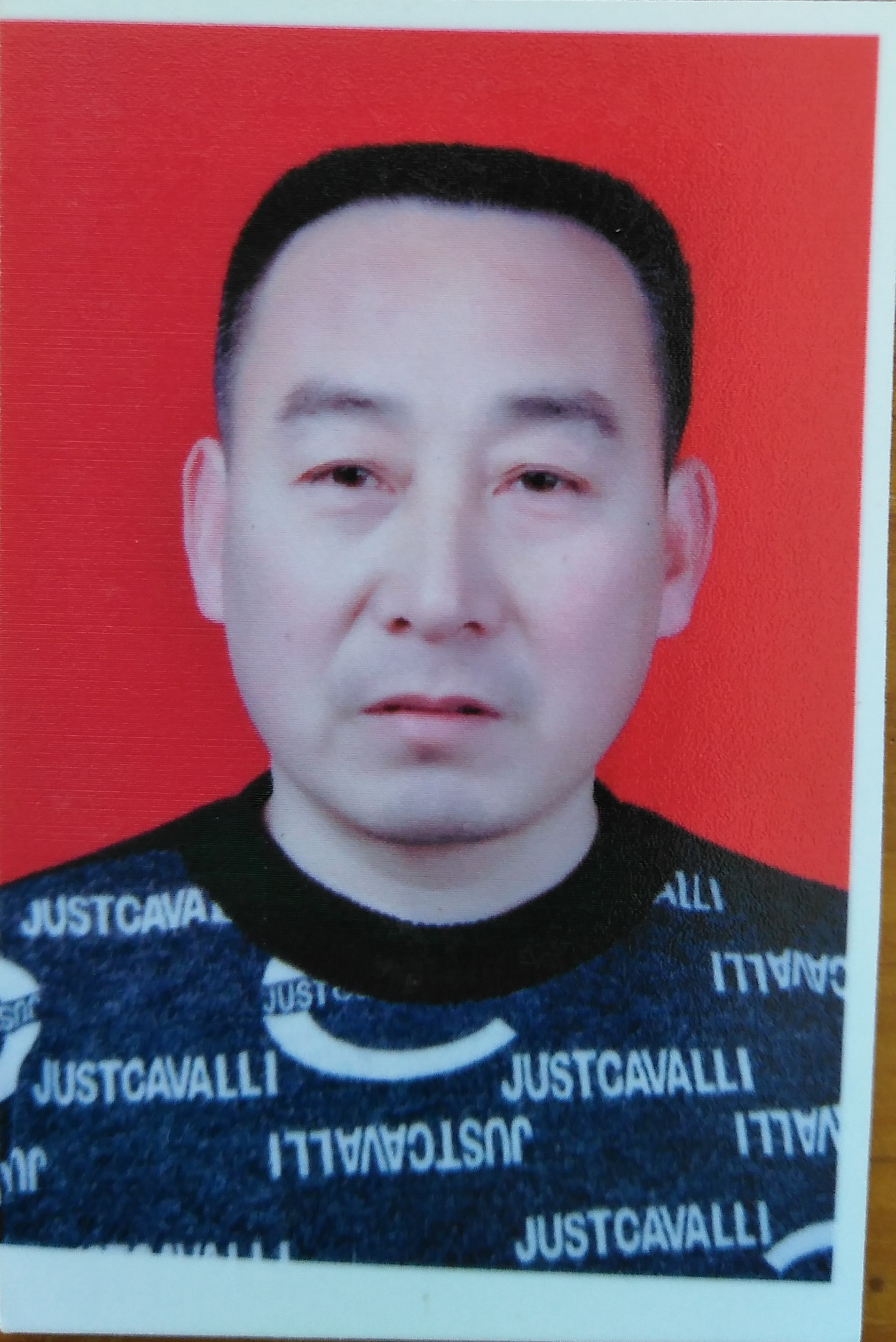 卢万兵头像