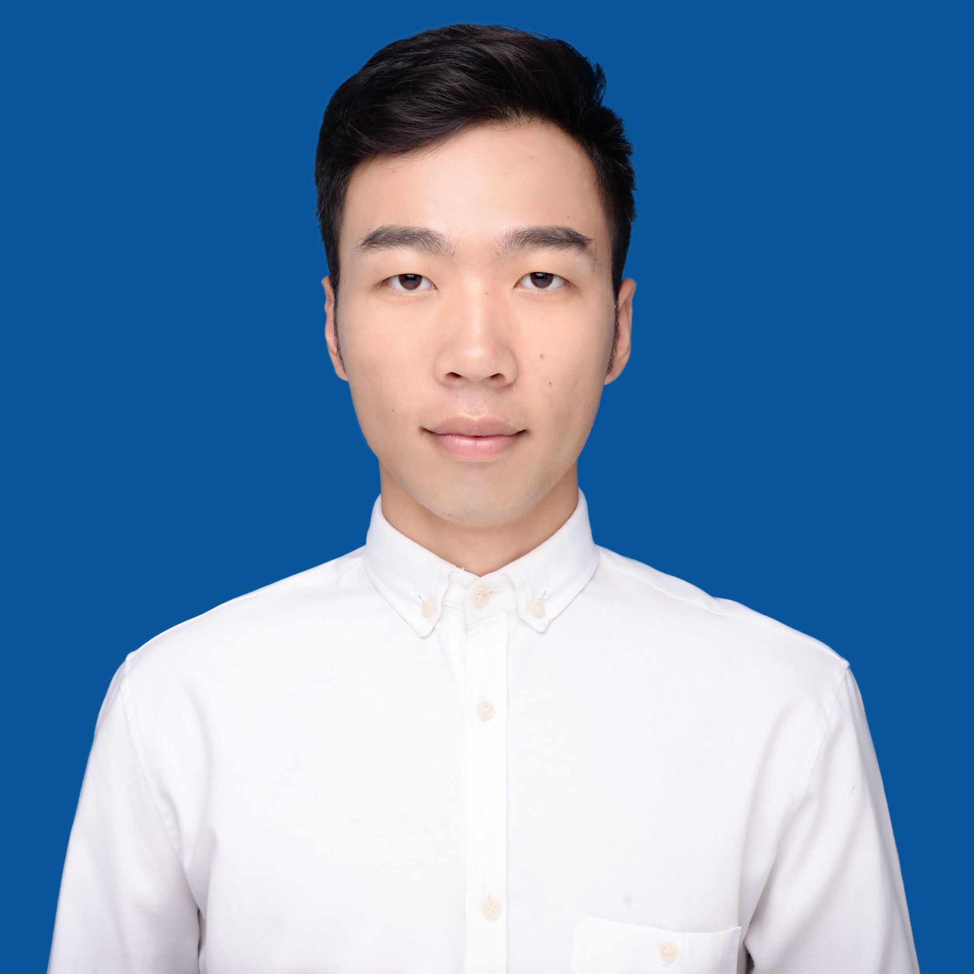 张佳龙头像