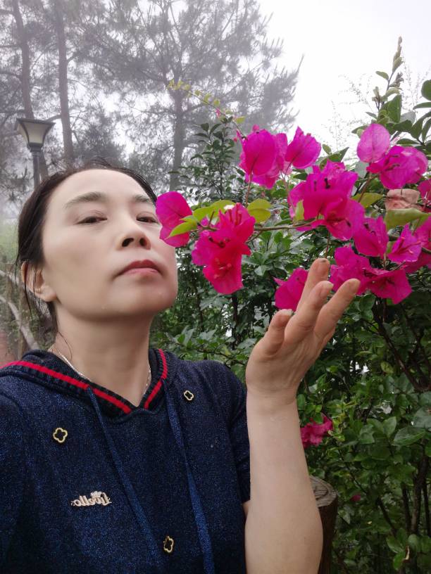 余定燕头像