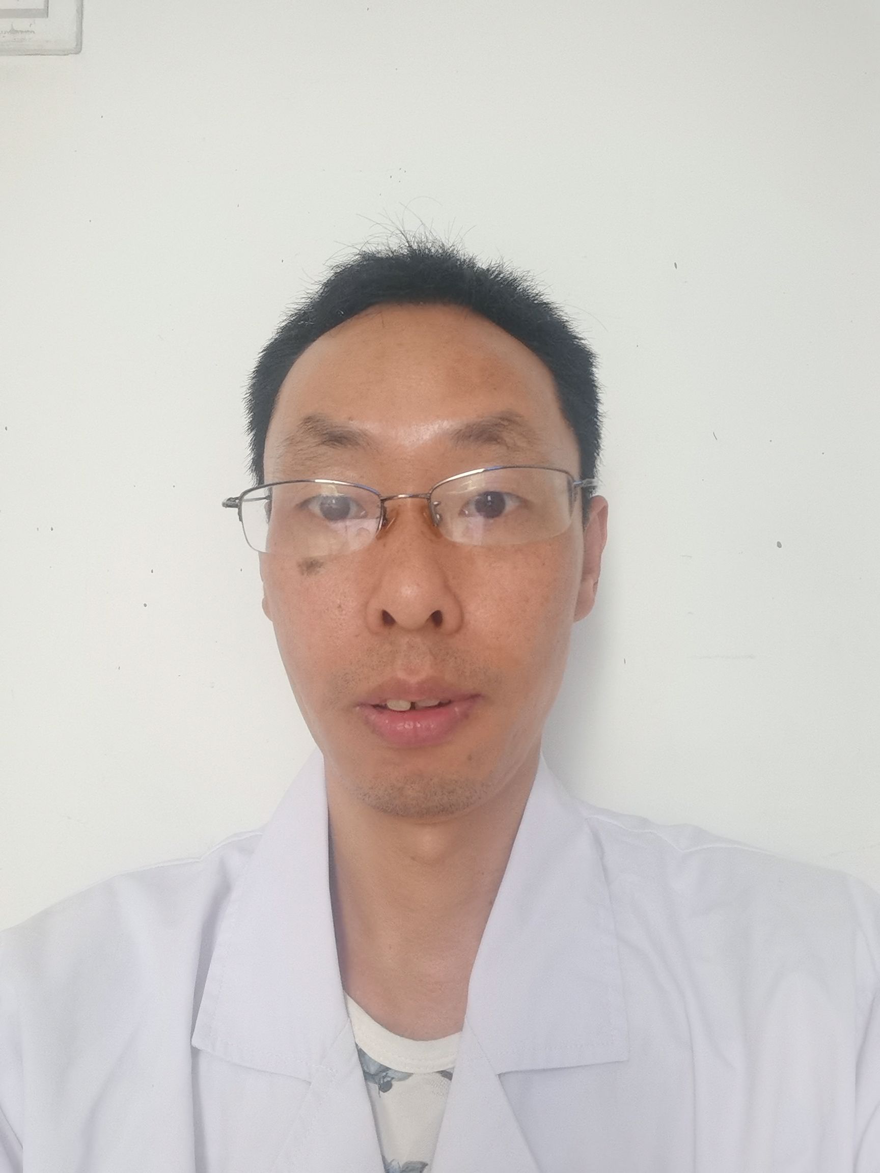 王金福头像