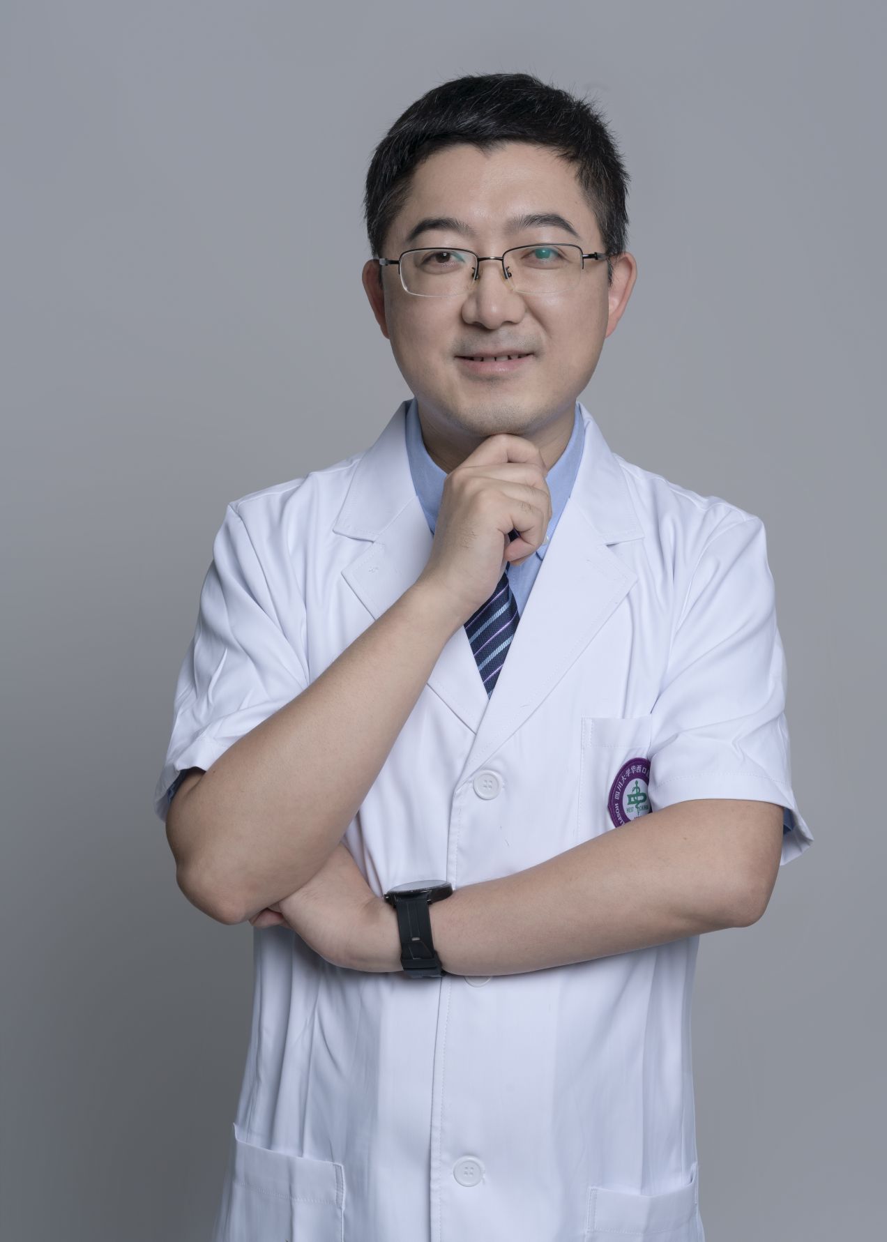 杨波头像