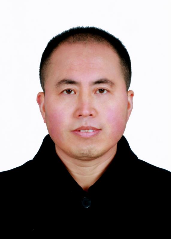 闫小斌头像