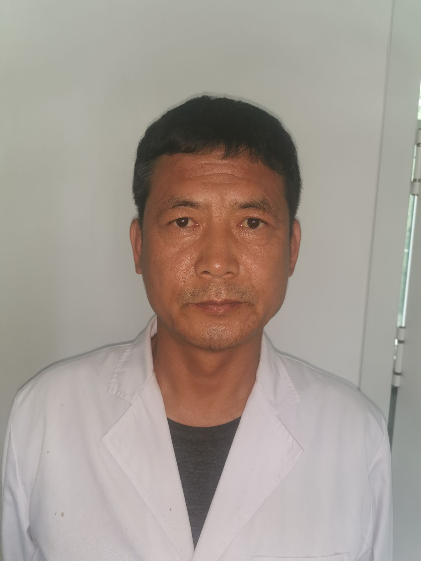 孙振兴头像