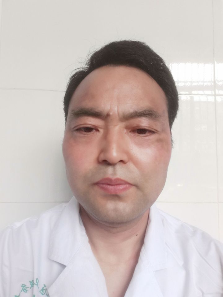 李著文头像