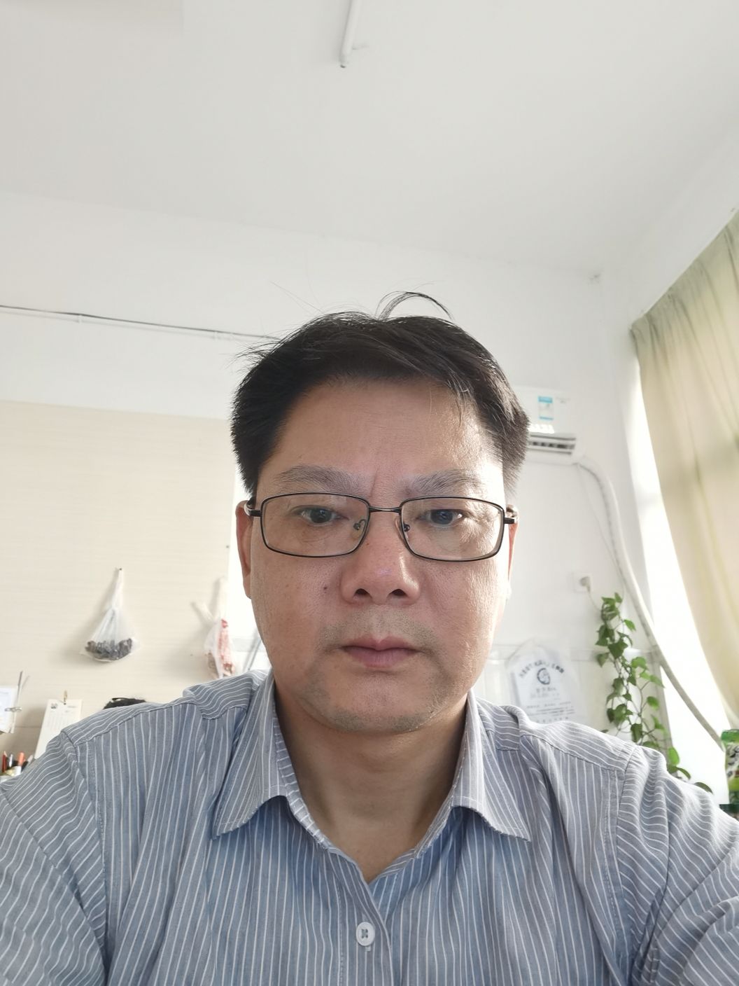李禄前头像