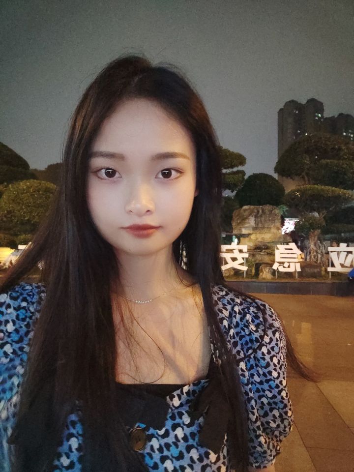 刘燏娇头像