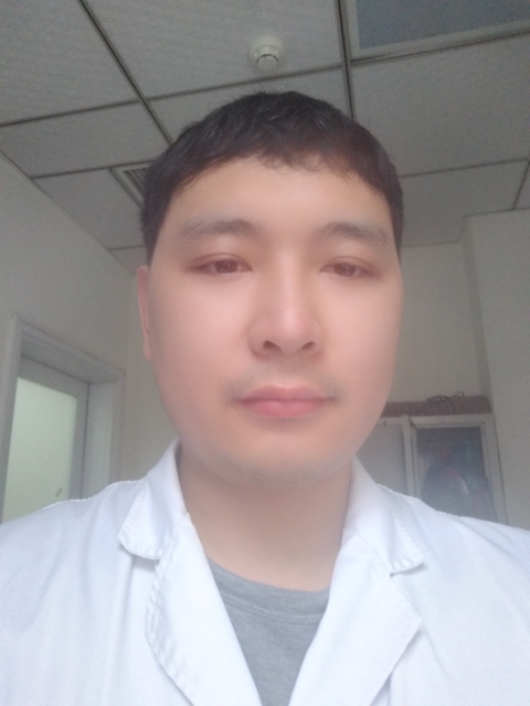 杨棚头像
