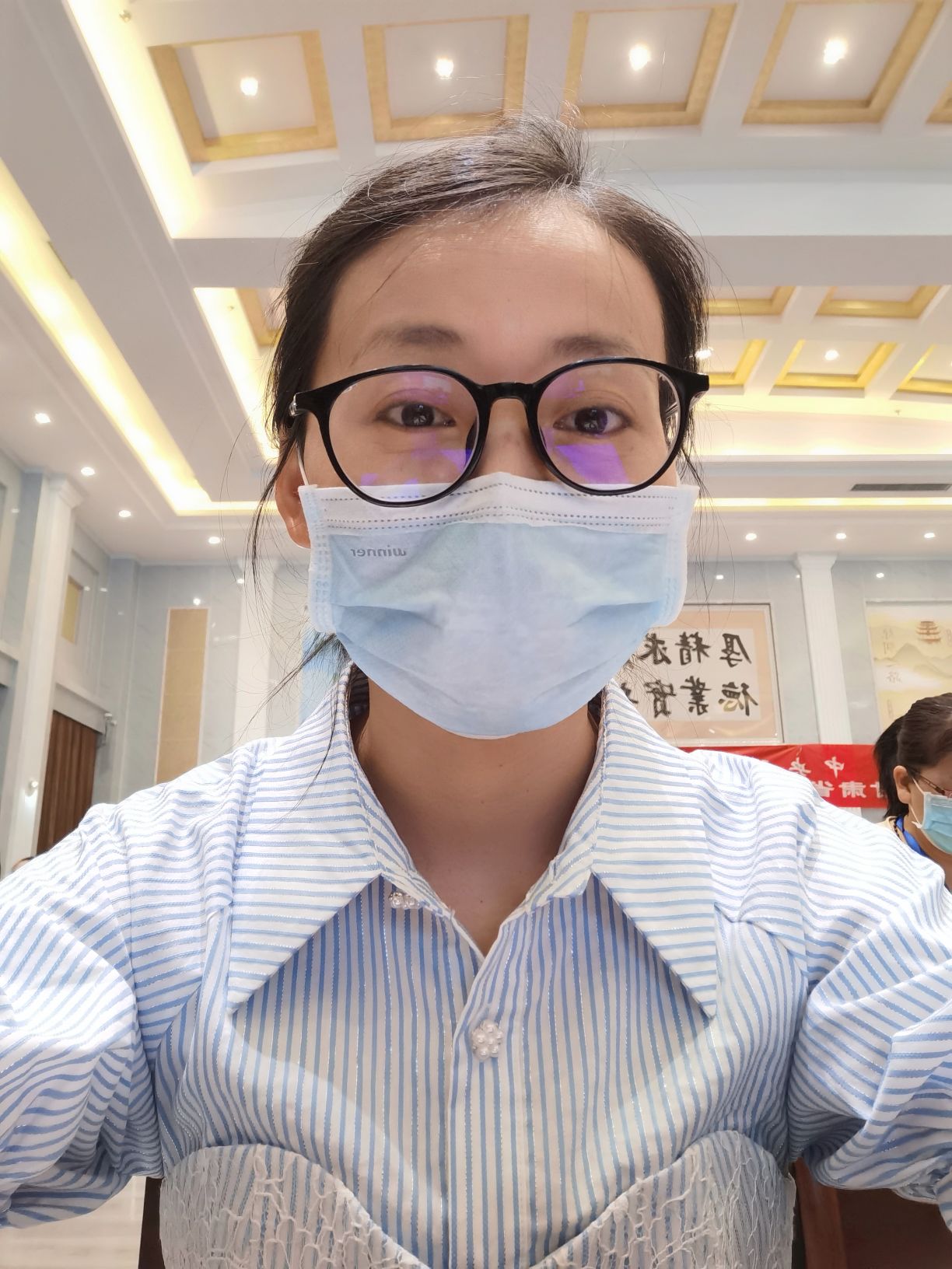 杨燕霞头像