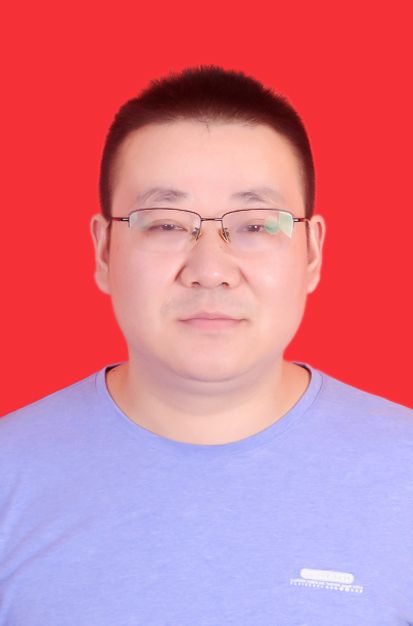 曹坤头像