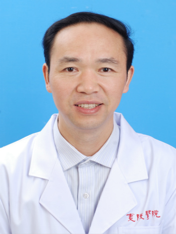鄢辉龙头像
