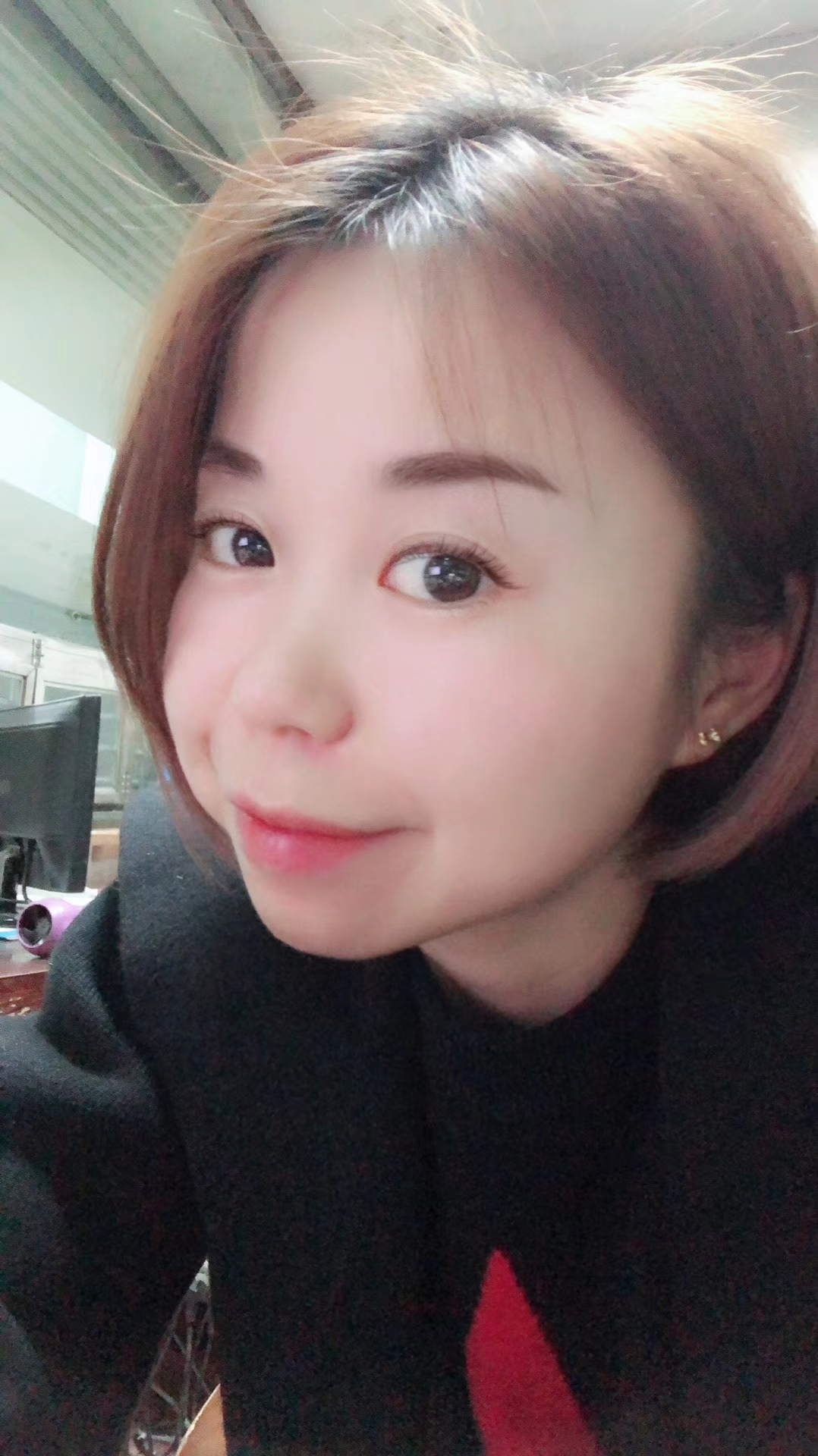 贾敏头像