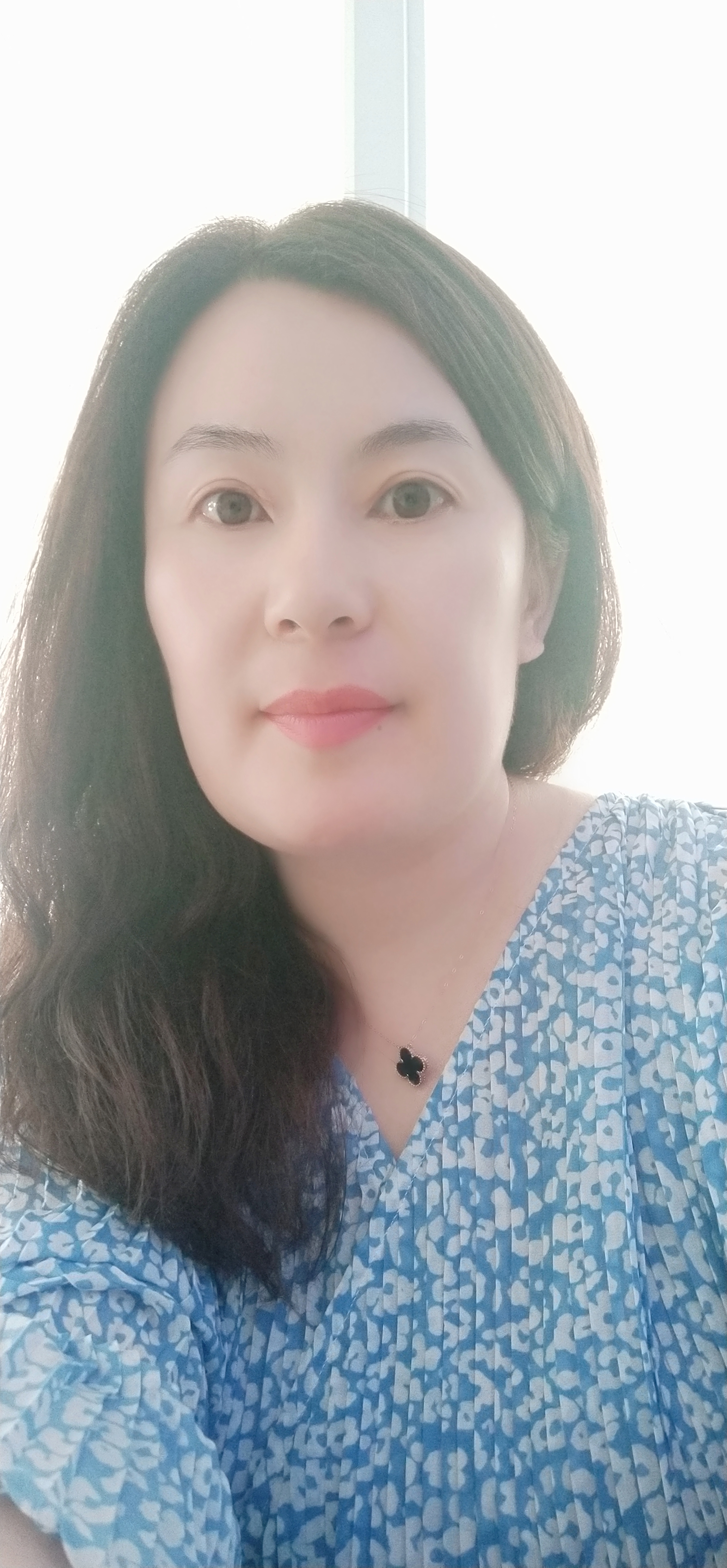 刘丽丽头像